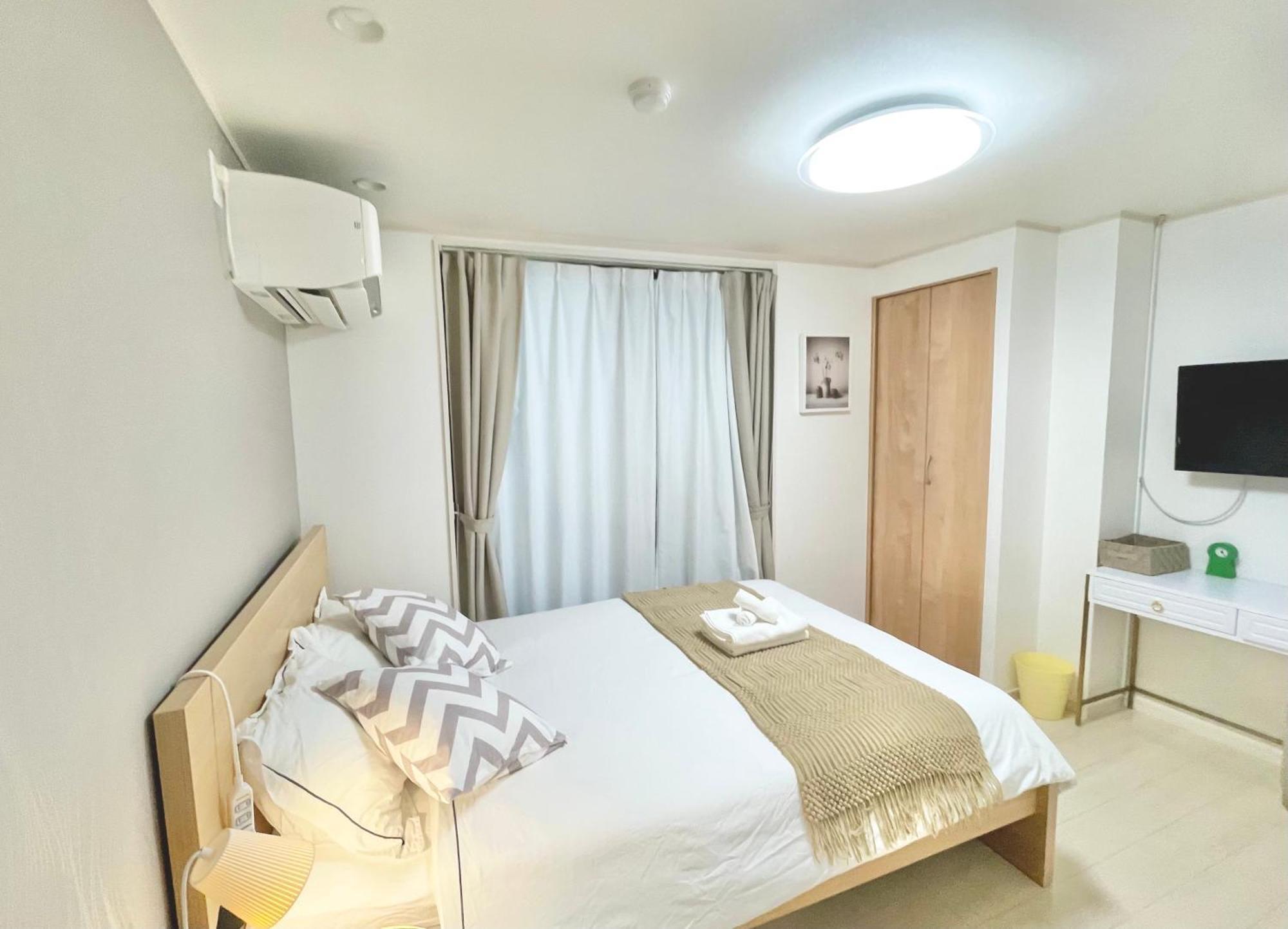 Hotel Kosumosu à Tōkyō Extérieur photo